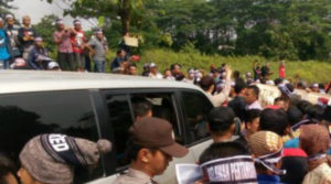 hakim dikepung