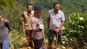 Penambang Liar Bogor