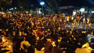 Polisi Tabrak Mahasiswa