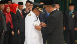 Bupati Bekasi Bungkam
