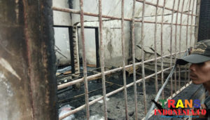 Pabrik Mancis Terbakar