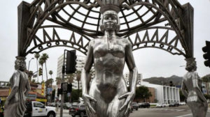 Patung Marilyn Monroe