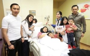 ani-yudhoyono-meninggal-dunia-KoNw2mWQYo