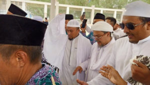 Doa Pemakaman Mbah Moen