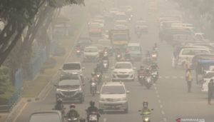 Asap Pekanbaru Menguning