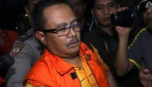 Bupati Indramayu Supendi ditahan