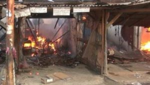 Kios Karawang Terbakar