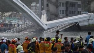 Jembatan Taiwan Ambruk