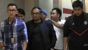 Pengusaha Todong Pistol