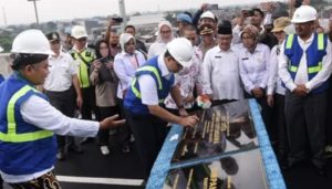 Anies Resmikan Flyover Bekasi