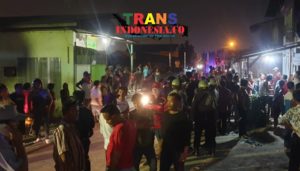 Masjid Dilempari Batu