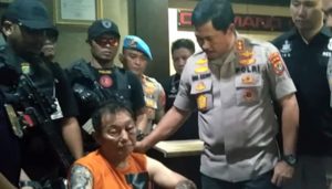 Perampok Toko Emas Cantik