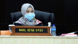 Ineu Purwadewi Sundari