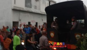 Polisi Grebek Polisi