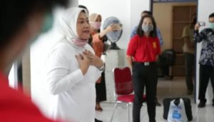 Menaker Ida Fauziyah