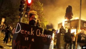 Minneapolis Amerika Rusuh