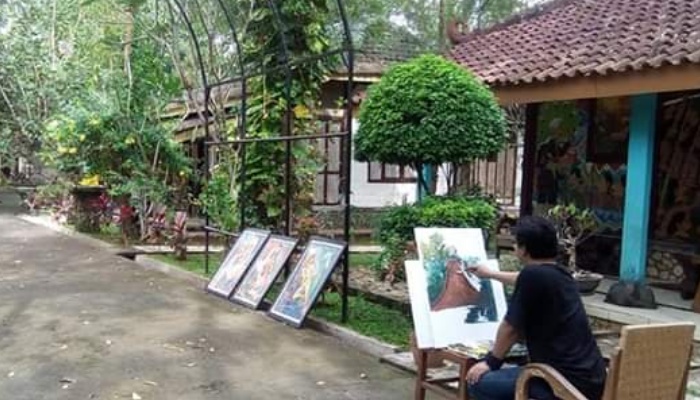 Seniman Lukis