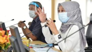 Ineu Purwadewi Sundari