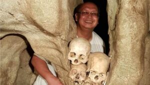 Chryshnanda Dwilaksana