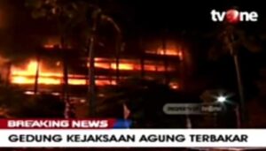 Kejaksaan Agung Terbakar