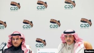 Menteri Keuangan Arab