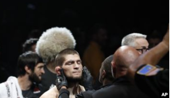 Khabib Nurmagomedov Pensiun
