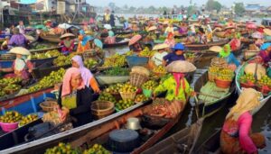 Pasar Terapung Sungai Martapura