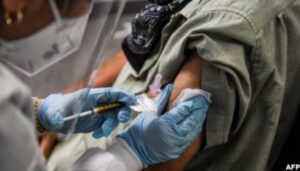 Suntik Vaksin Corona