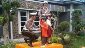 Patung Polisi