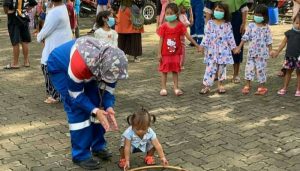 Anak Pengungsi Balongan