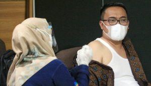 Vaksinasi DPRD Jabar