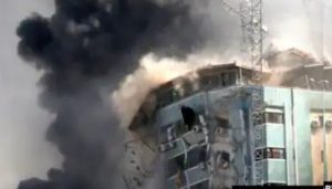 Kantor Media AP di Bom