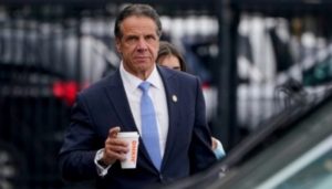 Gubernur New York Andrew Cuomo