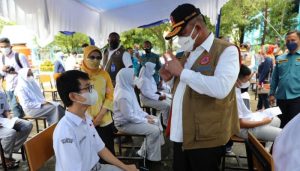 Vaksinasi Pelajar Pekanbaru