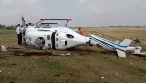 Helikopter Kemenhub Terguling