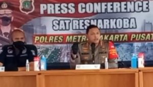 Bandar Tabrak Polisi