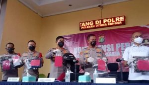 Pengeroyok Lansia