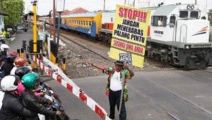 Perlintasan Kereta Api