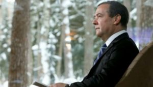Dewan Keamanan Rusia Dmitry Medvedev