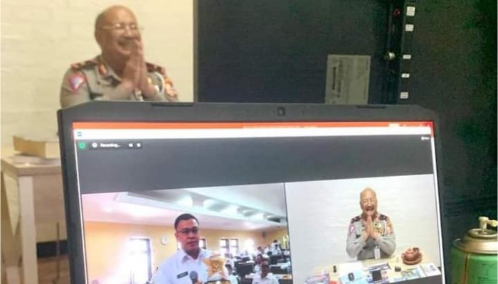 Chrysnanda Dwilaksana