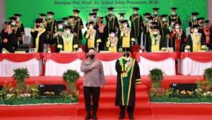 Wakapolri Sandang Profesor