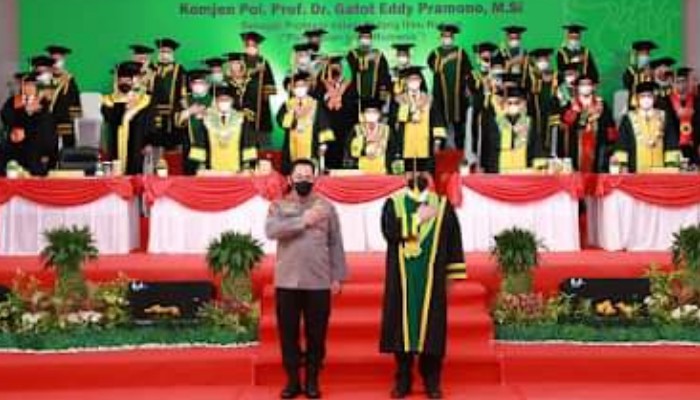 Wakapolri Sandang Profesor