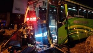 Bus Terlibat Beruntun