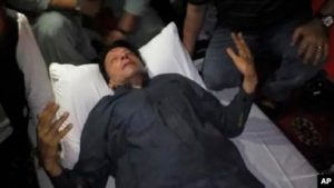 Imran Khan Ditembak