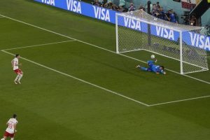 Kiper Meksiko Guillermo Ochoa