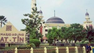 Masjid At Tin