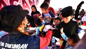 Anak Pengungsi Sekolah