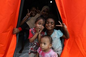 Anak Pengungsiannya Korban Gempa Jayapura