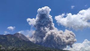Awan panas Merapi