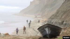 Kapal Migran Tenggelam